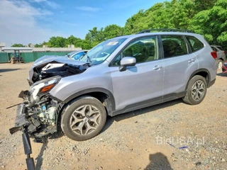 SUBARU FORESTER PREMIUM
