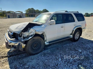 TOYOTA 4RUNNER SR5