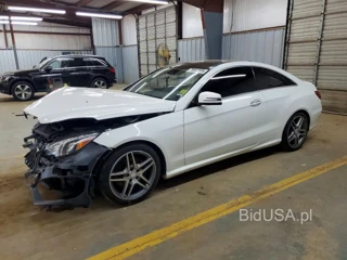 MERCEDES-BENZ E 400