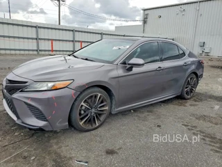 TOYOTA CAMRY XSE