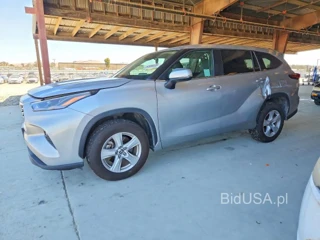 TOYOTA HIGHLANDER LE