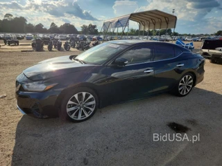 NISSAN MAXIMA PLATINUM