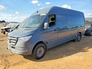 MERCEDES-BENZ SPRINTER 2500