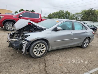 TOYOTA CAMRY HYBRID LE
