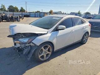 FORD FOCUS TITANIUM