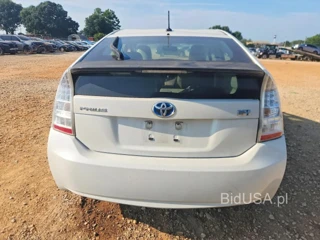 TOYOTA PRIUS IV