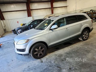 AUDI Q7 PREMIUM PLUS