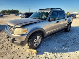 FORD EXPLORER SPORT TRAC XLT