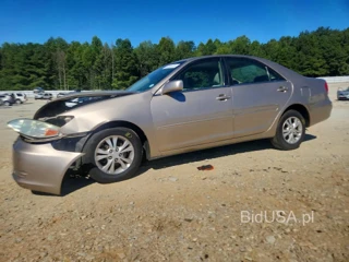 TOYOTA CAMRY LE V6