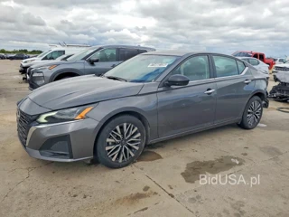 NISSAN ALTIMA SV