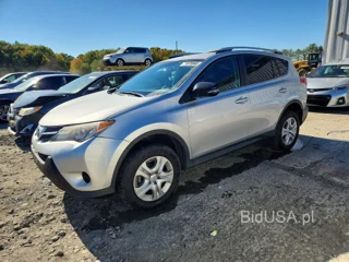 TOYOTA RAV4 LE