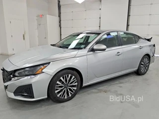 NISSAN ALTIMA SV