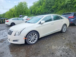 CADILLAC XTS LUXURY COLLECTION