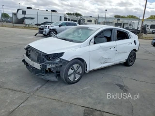 HYUNDAI IONIQ BLUE