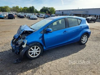 TOYOTA PRIUS C THREE