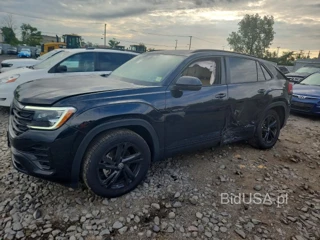 VOLKSWAGEN ATLAS CROSS SPORT SEL R-LINE BLACK