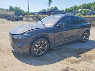FORD MUSTANG MACH-E PREMIUM