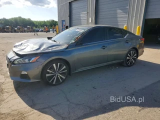 NISSAN ALTIMA SR
