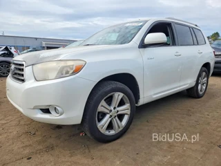 TOYOTA HIGHLANDER SPORT