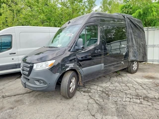 MERCEDES-BENZ SPRINTER 2500