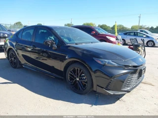 TOYOTA TOYOTA CAMRY SE