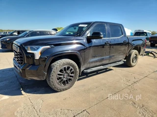 TOYOTA TUNDRA SR5