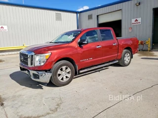 NISSAN TITAN SV