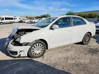 VOLKSWAGEN JETTA S