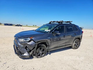 TOYOTA RAV4 XSE