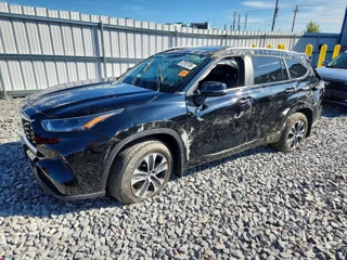 TOYOTA HIGHLANDER XLE