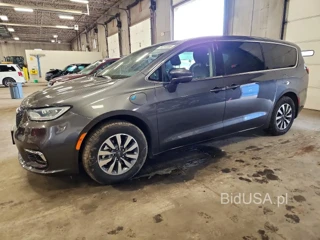 CHRYSLER PACIFICA HYBRID TOURING L
