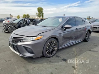 TOYOTA CAMRY XSE