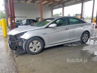 HYUNDAI SONATA HYBRID