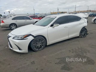 LEXUS ES 300H BASE