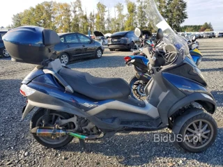 PIAGGIO MP3 400