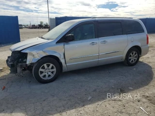 CHRYSLER TOWN & COUNTRY TOURING