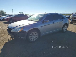 CHRYSLER 200 LX