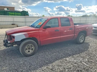 DODGE DAKOTA QUAD