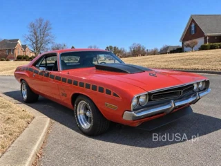 DODGE CHALLENGER
