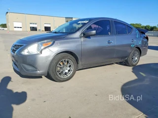 NISSAN VERSA SV