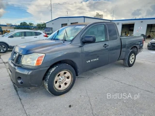 NISSAN TITAN XE