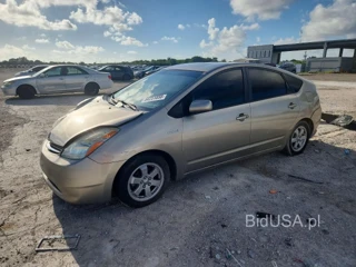 TOYOTA PRIUS BASE