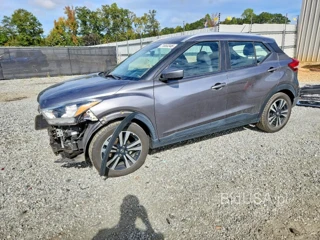 NISSAN KICKS SV