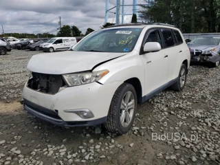 TOYOTA HIGHLANDER LIMITED