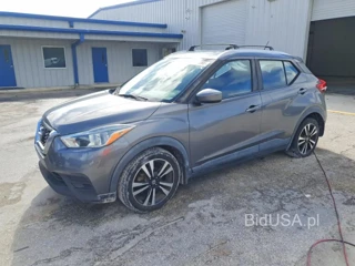 NISSAN KICKS SV