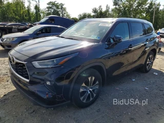 TOYOTA HIGHLANDER XLE