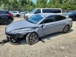 HYUNDAI SONATA HYBRID BLUE