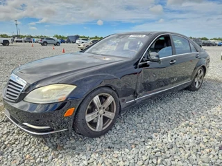 MERCEDES-BENZ S 550