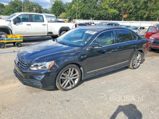 VOLKSWAGEN PASSAT R-LINE