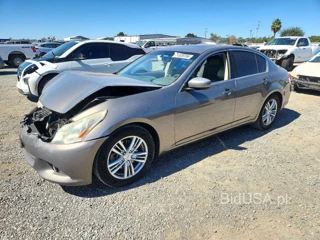 INFINITI G37 SEDAN JOURNEY